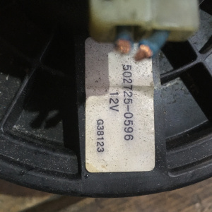 Моторчик печки Isuzu 502728-0596 Elf NHR69 12V