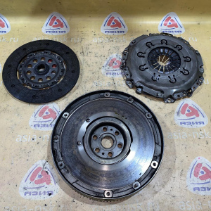 Маховик Ford AODA Focus 2 CAP '2008 2.0L 5MT MTX75 двухмассовый с корзиной и диском 8G916477BC