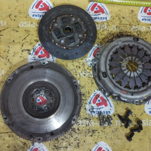 Маховик Toyota 5E Caldina ET196 m/t + корзина ( диаметр диска 213 мм. ) 13405-11051