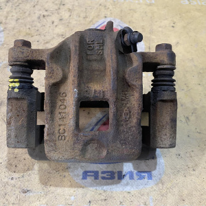 Суппорт Hyundai SM/BB Santa Fe зад, лев BC141046 '2003