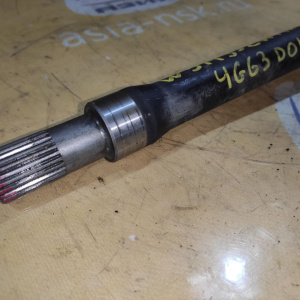 Привод Mitsubishi N23W/N28W RVR 4G63/4D68 перед, лев m/t 25шл. Вал промежуточный без гранаты. MB526981