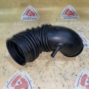 Патрубок воздушного фильтра Hyundai G6BA Tucson JM/BH/KM/JE/FQ '2004 гофра 2.7L 281392E100