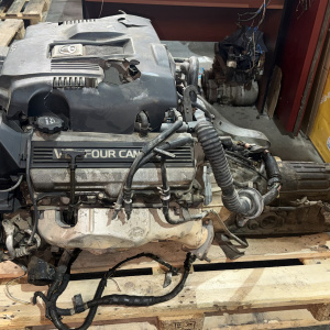 Двигатель Toyota 1UZFE-0529707 В СБОРЕ КАК НА ФОТО Celsior UCF20