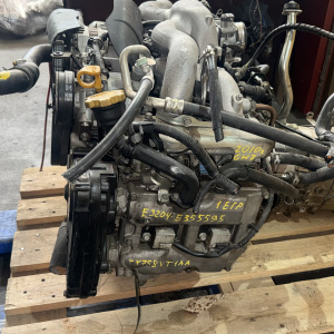 Двигатель Subaru EJ204-E355595 С  ЕГР Legacy/Forester BL