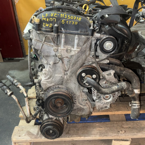 Двигатель Mazda LF-VE-11330718 шуп в головке пластик Mazda3