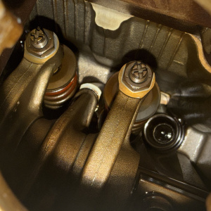 Двигатель Mitsubishi 4G69-LN7572 4WD БЕЗ КОНДЕРА Airtrek/Chariot Grandis/Outlander CU5W