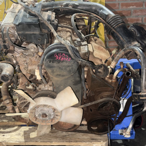 Двигатель Suzuki G16B-558022 4WD ТРАМБЛЁР 16 VALVE Escudo