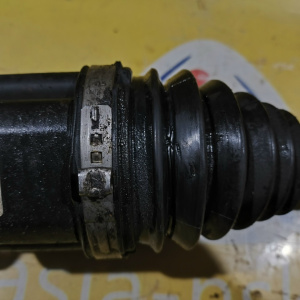 Привод Mazda BM Mazda3 PY (2.5 Б) перед, прав ВН-31/Н-28 ШЛИЦОВ(АКПП) ДЕФЕКТ ВНУТРЕННЕГО ПЫЛЬНИКА FTC42550X