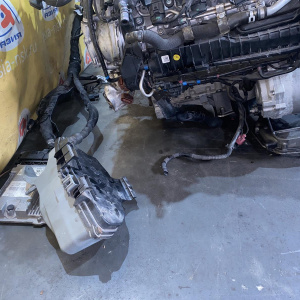 Двигатель Audi A6 CEUC/CEU-020294 EA824 gen3 4.0L V8 TFSI В сборе C7/4G2 '2014