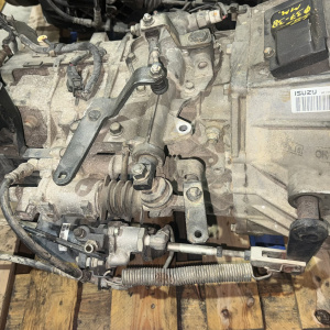 МКПП Isuzu 4HK1 2WD MZ15K , 10 ЗУБ D37 Elf FRR90