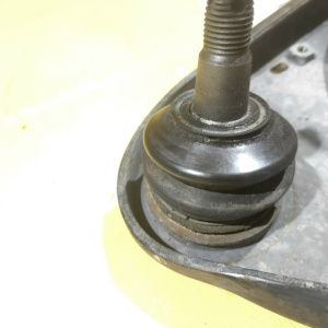 Рычаг Toyota USK51/UCK55/UCK60/UCK65/UPK60/UPK65 Tundra/Sequoia перед, лев в 48630-0C010