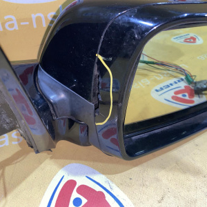 Зеркало BMW X5 E53 прав RHD 12k+4к (скол на корпусе)