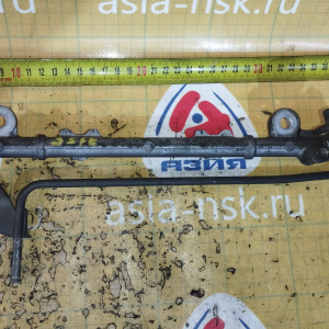 Топливная рейка Toyota 3S-FE Town Ace Noah SR40/SR50 + 1 регуляторы давления 23280-74180 ( на 2 болта ) 23814-74110 + 23802-74090