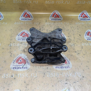 Подушка акпп Audi CEUC A6 C7/4G2 '2014 4.0L V8 TFSI DSG-7 PXK н 4G0399153T