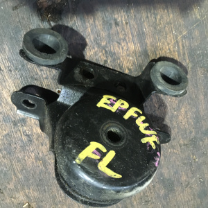 Подушка двигателя Mazda AJ Tribute EPFW перед, лев