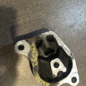 Подушка двигателя Nissan QR25 Teana TNJ32 4WD R 11360-JA60A