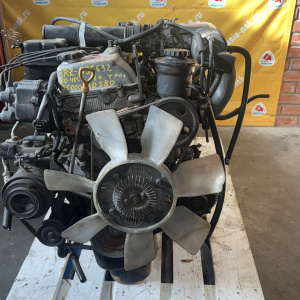 Двигатель Toyota 3RZ-1195632 ТРАМБЛЕРНЫЙ , БЕЗ НАВЕСНОГО Hilux Surf RZN185