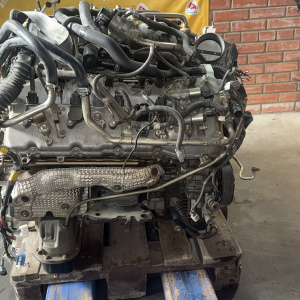 Двигатель Toyota 1URFE-7101062 БЕЗ НАВЕСНОГО Tundra UPK50