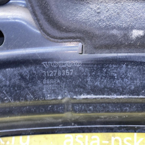 Капот Volvo V40 MV '2012