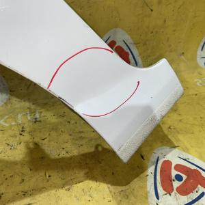 Крыло Hyundai i30 GD/A5 '2011- перед, лев замят угол, вмятина