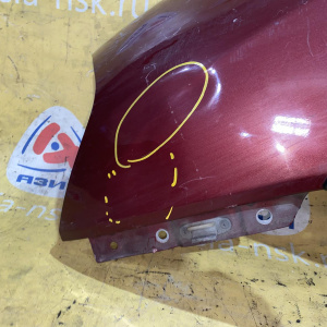 Крыло Hyundai Tucson JM/BH перед, лев с накладкой, под повторитель (вмятины, тычки)