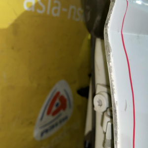 Дверь боковая Audi A6 C7/4G2 '2014 перед, лев LS9R, в сборе, протёрт, глубокие царапины