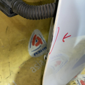 Дверь боковая Audi A6 C7/4G2 '2014 перед, лев LS9R, в сборе, протёрт, глубокие царапины