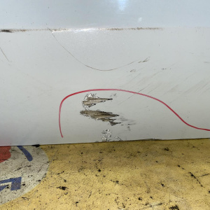 Дверь боковая Audi A6 C7/4G2 '2014 перед, лев LS9R, в сборе, протёрт, глубокие царапины