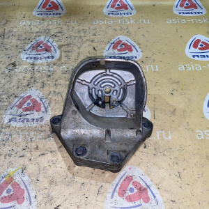 Кронштейн опоры двигателя Volvo B6294T XC90 CZ зад на ДВС R в 8634894