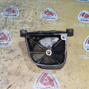 Кронштейн опоры двигателя Volvo B6294T XC90 CZ зад на ДВС R в 8634894