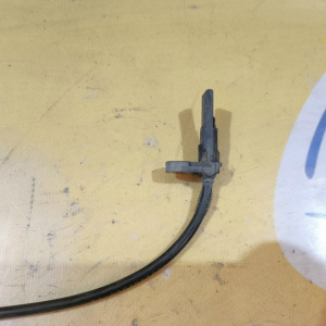 Датчик ABS Subaru Legacy/Outback BL5/BLE/BP5/BP9/BPE перед, прав 27540AG000/27540AG001