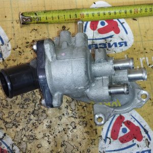 Корпус термостата Toyota/Lexus 16323-38050 + 16031-38010 Land Cruiser/Tundra#GX460 URJ150/URJ202/UPK50/UPK65 1UR-FE с корпусом