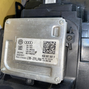 Фара Audi A6 C7/4G2 '2014 прав LED Диод, правый руль 4G0941034D