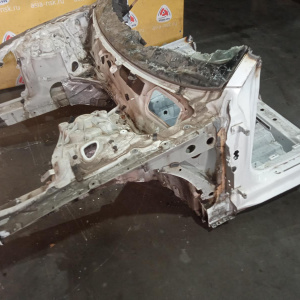 Лонжерон Audi A6 C7/4G2 '2014 LS9R, Правый руль