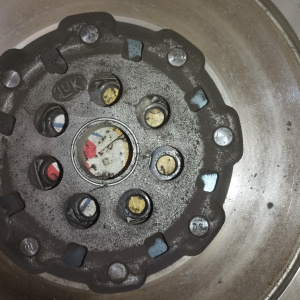 Маховик Mitsubishi 4N13/4N14 ASX/Outlander GG/GF 4WD m/t ДВУХМАССОВЫЙ + корзина 2300A055 ( диаметр диска 239 мм. ) 1120A202