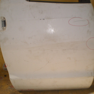 Дверь боковая TOYOTA Tundra USK56 (XK50) '2006-2022 зад, прав Дефект (голая) 67003-0C111