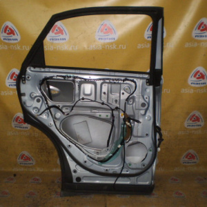 Дверь боковая Lexus RX450h GYL15 '2009-2015 зад, лев (голая) 67004-48130