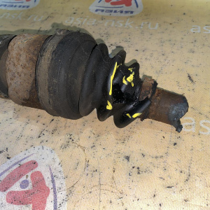 Шрус внутренний Ford CAP Focus 2 HWDA с трипоидом и с подвесным 1.6L мкпп B5/IB5 перед, прав