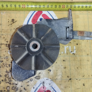 Подушка двигателя Suzuki K6A Alto HA24S 2WD/4WD акпп=мкпп перед, лев 1162058J20 / 1J-6499-01/1J-0530-01