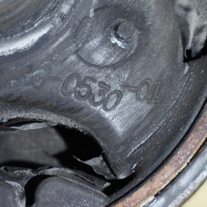 Подушка двигателя Suzuki K6A Alto HA24S 2WD/4WD акпп=мкпп перед, лев 1162058J20 / 1J-6499-01/1J-0530-01