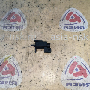 Клапан вакуумный BMW 11741742712 X5 E70 M57N2 '2008 управляется разрежением