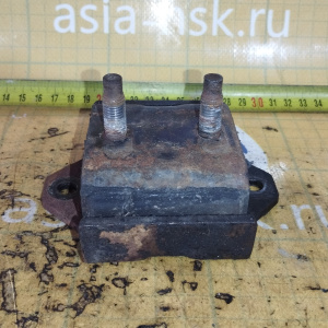 Подушка двигателя Daihatsu HD Rocky F300S 4WD m/t ДЕФЕКТ ТРЕЩИНЫ 1D-4063 / 1D-6063