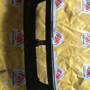 Решетка радиатора MITSUBISHI RVR N74W дефект MR520552