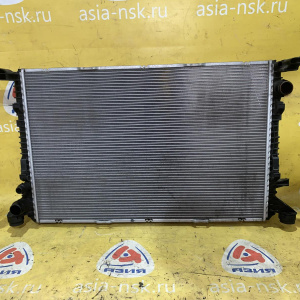 Радиатор охлаждения Audi C7/4G2 A6 '2014 4G0121251E