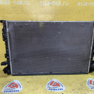 Радиатор охлаждения Audi C7/4G2 A6 '2014 4G0121251E