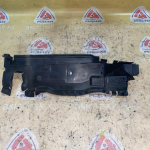 Воздуховод радиатора Audi A6 C7/4G2 '2014 R 4G0121284AH