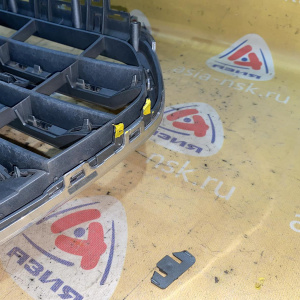 Решетка радиатора Audi A6 C7/4G2 '2014 Дефект 1 крепления Дефект Хрома 4G0853651