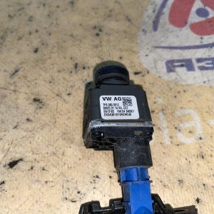 Камера решетки Audi A6 C7/4G2 '2014 7P6980551C