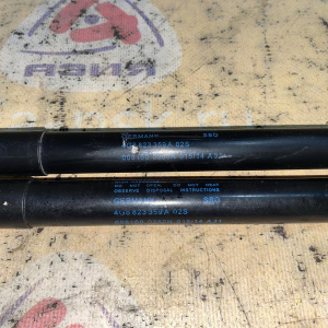 Амортизаторы капота Audi A6 C7/4G2 '2014 Пара 4G8823359A