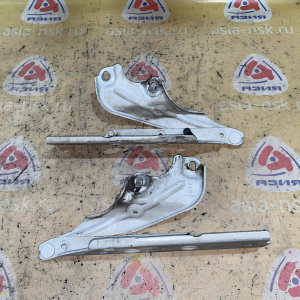 Кронштейн капота Audi A6 C7/4G2 '2014 4G8823302E 4G8823301E